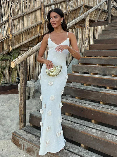Mireille - Deep-V Neck Flower Bodycon Dress