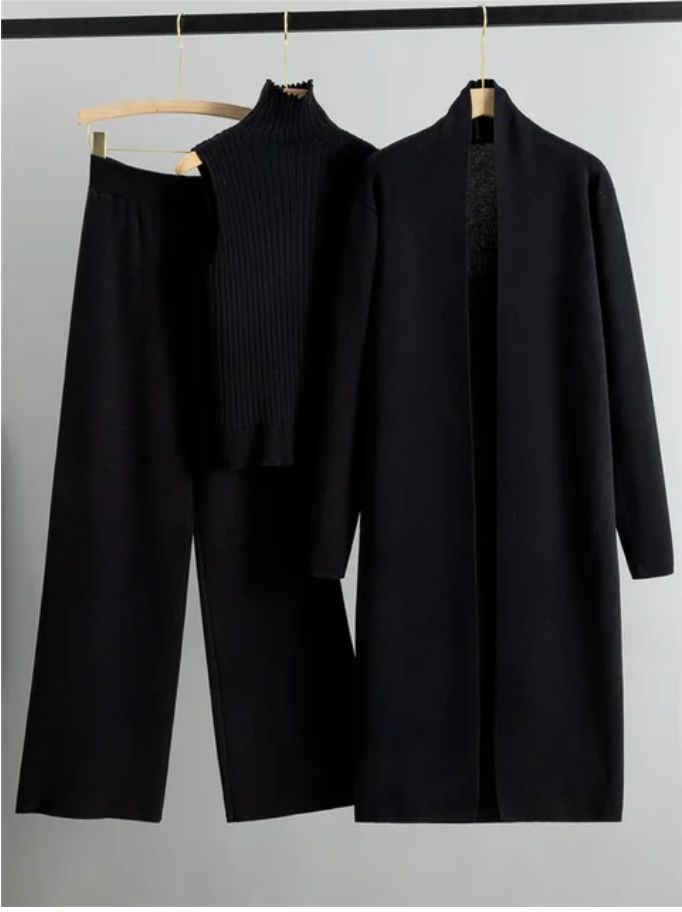 Antonietta™ - Elegant 3-piece set